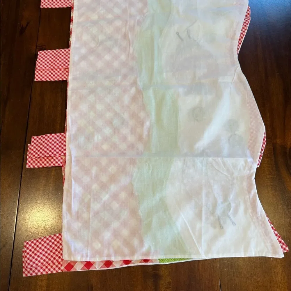 Britannica Home Fashions Tabbed Lady Bug 59” Valance NWOT